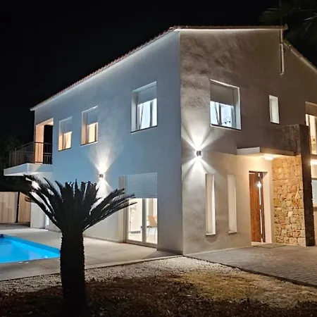 Martycar Hébergement de vacances *